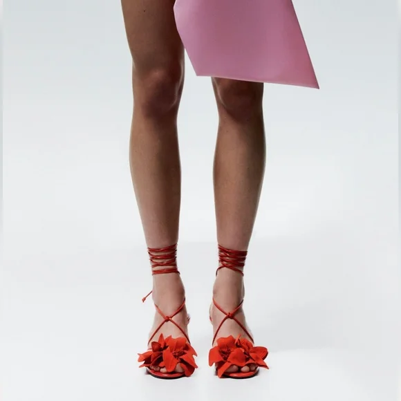 ❌️SOLD❌️ LACE UP TIED FLORAL MID-HEIGHT HEEL LEATHER SANDALS SIZE 7.5 - Picture 5 of 5